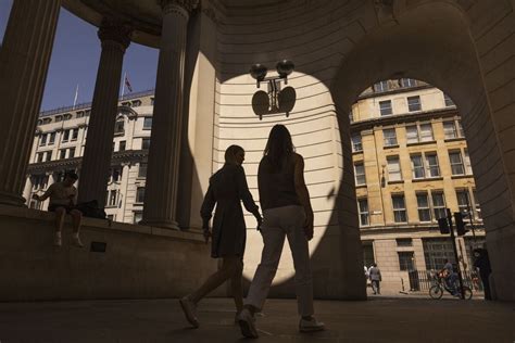 Ftse Live Stocks Rise Pound Gbp Usd Holds At As Break