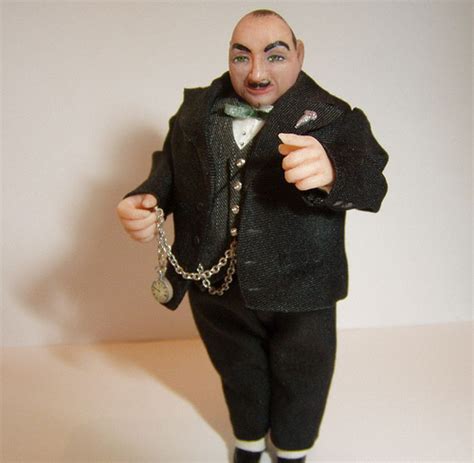 Collection Agatha Christie De Manon Figurines Hercule Poirot