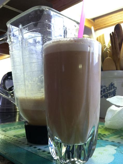 Simply Sweet {and Savory}: Homemade Frappucino