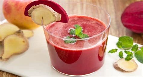 DIY homemade beetroot juice for glowing skin | TheHealthSite.com