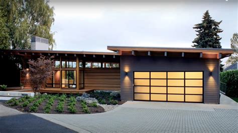 5 Garage Styles That Will Instantly Boost Your Homes Curb Appeal