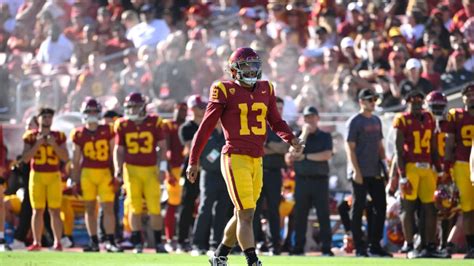 Heisman Winner Caleb Williams Throws 4 Td Passes Leads No 6 Usc Past