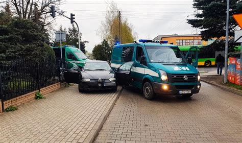 Pościg Żandarmerii Wojskowej i Policji ulicami Naramowic Jeden z