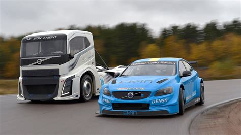 Volvo Trucks Pits 2400 Hp Race Truck Against Wtcc Race Car