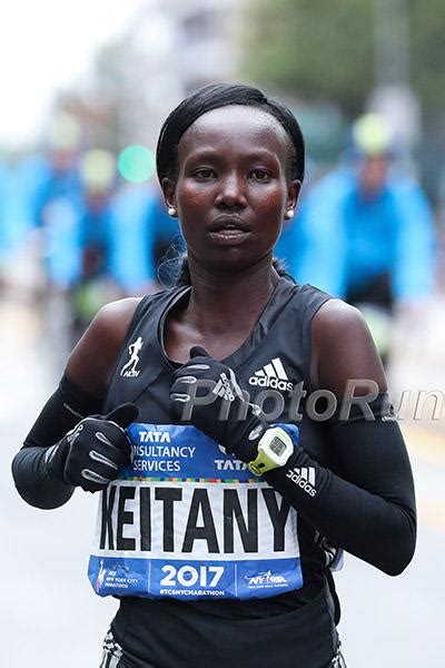 Abbott Wmm Leaders Mary Keitany Brigid Kosgei And Gladys Cherono Are