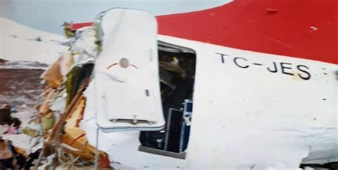 Crash of a Boeing 737-4Y0 in Van: 57 killed | Bureau of Aircraft Accidents Archives