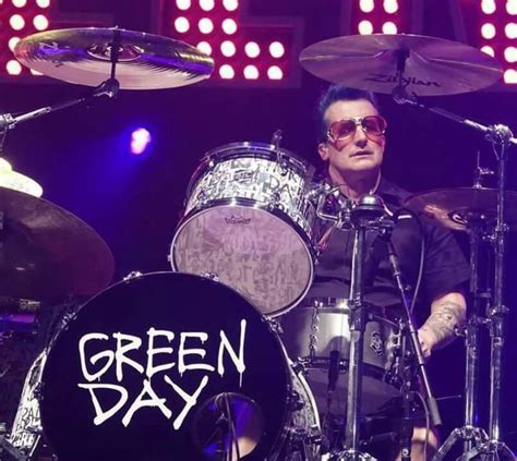 Pin By Linda Reeves On Green Day Live Green Day Live Tré Cool Green Day