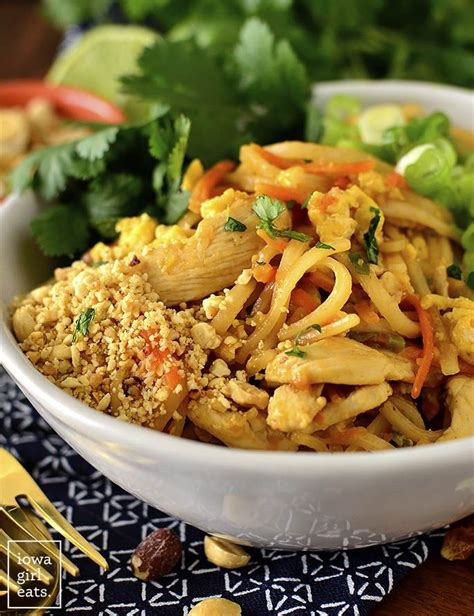 Chicken Pad Thai No Tamarind Iowa Girl Eats Recipe In 2021 Pad