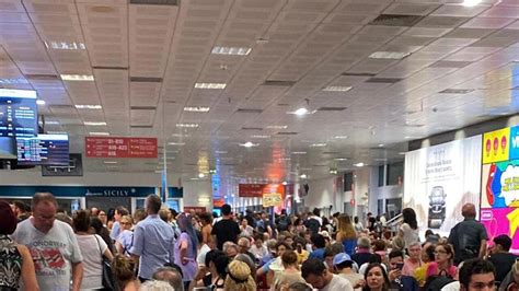 Temperature Record A Palermo E Gran Caldo Anche All Aeroporto L Aria