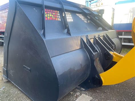 Used Komatsu Wa Loading Shovel For Sale In Leicestershire