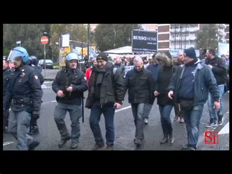 Napoli Protesta Ippodromo Cavalli Sulla Tangenziale 07 02 13