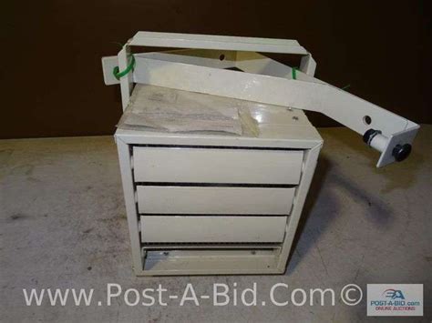 Electric Heater, 220 Volt, 500 - Elsenpeter Auctions & Real Estate, Inc. dba Post-A-Bid.Com