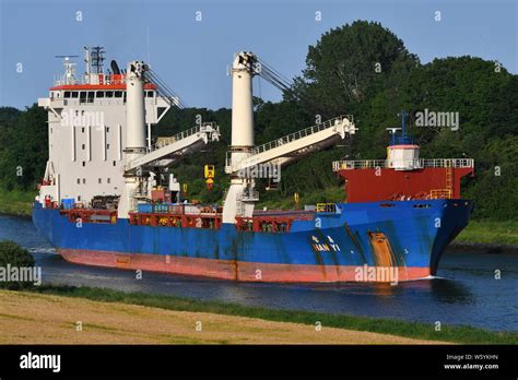 Heavy Cargo Ship Hi Res Stock Photography And Images Alamy