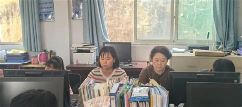 徐庄镇第四小学小学 刘沟村两委干部与教师共庆教师节学校时讯dfedu