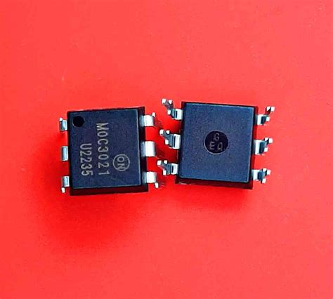 Moc Ic Traic Driver Optocoupler