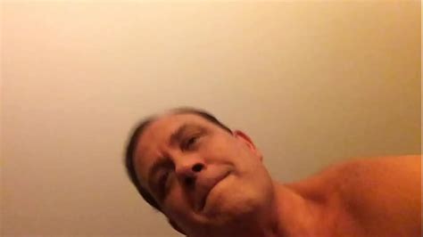 Closeup Of Mature As She Cums XNXX