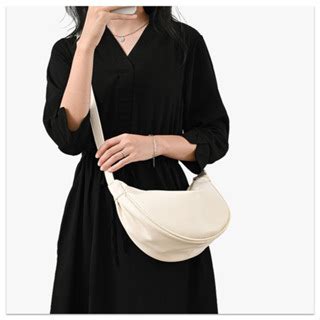 Yvon Leather Dumpling Shoulder Sling Bag For Woman Unisex Korean