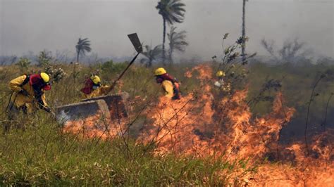 Abi Defensa Civil Reporta 1271 Focos De Calor En Bolivia Y Activa Patrullajes Aéreos Y Terrestres