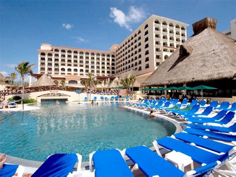 Gr Solaris Cancun And Spa Vacation Deals Lowest Prices Promotions