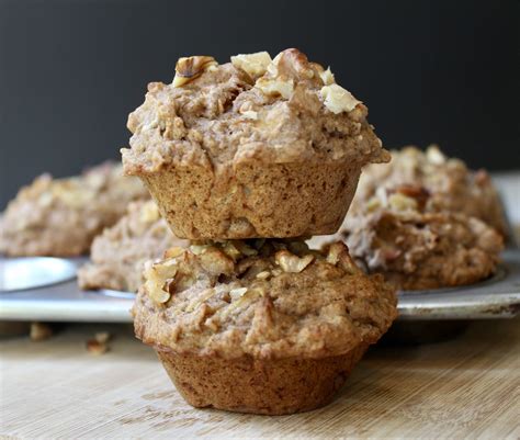 Whole Wheat Apple Cinnamon Muffins The Expat Dietitian