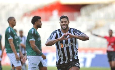 Hulk decide Atlético vence Caldense e encaminha vaga na final do