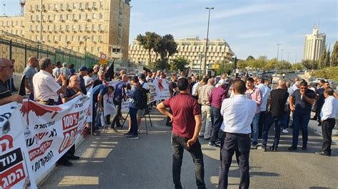 مقتل شاب عربي شمال إسرائيل، تزامنًا مع تظاهرة ضد العنف والجريمة في