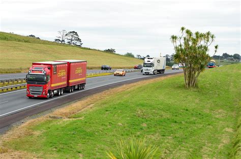 Volvo Nz Couriers Bawden Rd Dairy Flat Dec Mike Cornwall