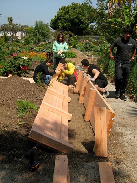 The Learning Garden (Almost) Daily: Wheelchair Accessible Garden Beds