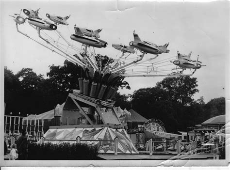 Souvenir De La Fete Foraine Dans Les Ann Es Le Manege D Avions