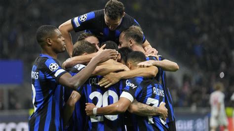 Champions L Inter Si Qualifica Se Gazzetta It