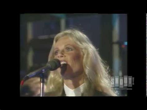 Kim Carnes - Bette Davis Eyes (Live On Fridays) - YouTube