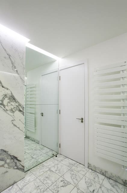 Muswell Hill House Modern Bathroom London By Amos Goldreich