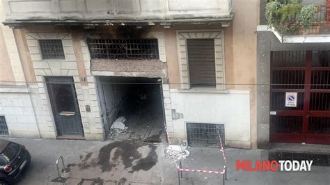 Incendio Ed Esplosione In Un Palazzo Uomo Muore Il Giorno Del Suo