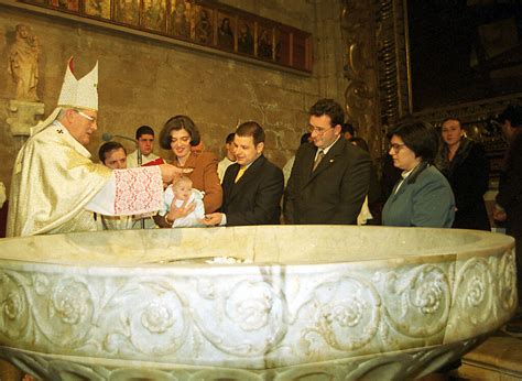 Los A Os Del Cardenal Carlos Amigo Vallejo En Sevilla En Im Genes