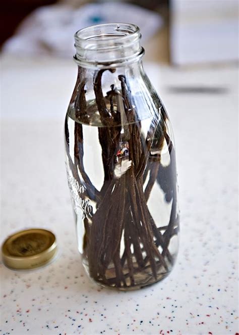 Homemade Vanilla Extract - Baked Bree