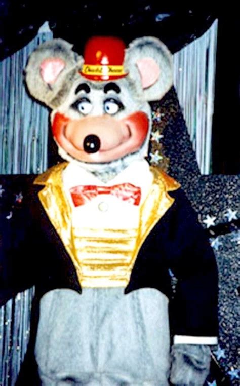 Pin By Sarah Marquart On Halloween Costume Ideas Chuck E Cheese Retro Horror Showbiz Pizza