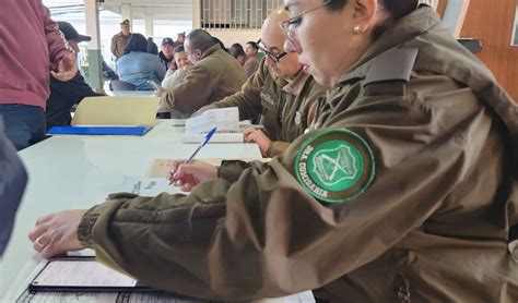 Carabineros contabiliza más de 25 mil excusas para no votar en la