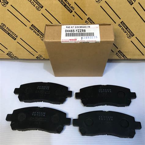 GENUINE TOYOTA FRONT BRAKE PAD SET AVANZA 2006 2015 04465 YZZQ3 YZZR8