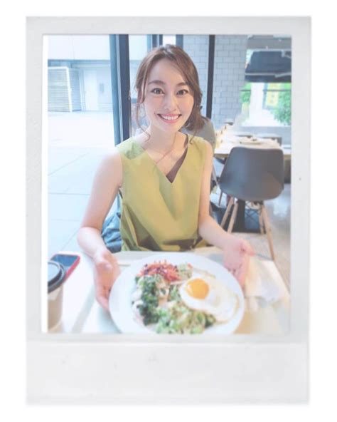 曽田茉莉江さんのインスタグラム写真 曽田茉莉江instagram「久々にゆっくりランチと展示会巡りできましたっ💓💓出会ってどれくらい