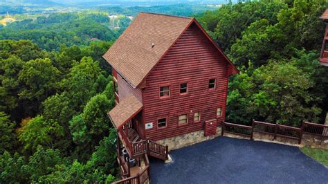 Mountain Dreams - Starr Crest Resort - Outrageous Cabins | Sevierville TN Vacation Rentals