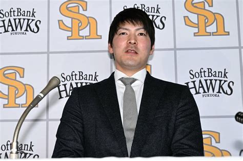 写真：【ソフトバンク】有原航平は現状維持の4億円で更改 来季目標は5完投、180イニング以上 東スポweb