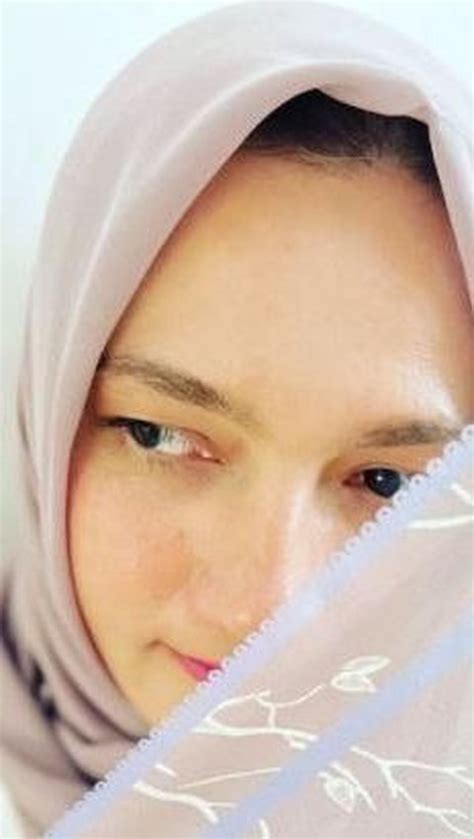 Potret Terbaru Sarah Amalia Eks Istri Ariel Noah Yang Kini Mantap Berhijab