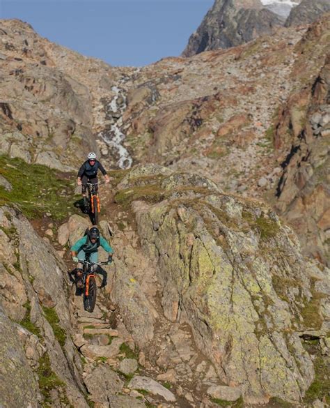 More Trails More Fun Neuer Schwarzer Naturtrail Vom Gletscher Ins Tal