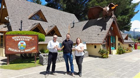 Esquel Trevelin Epuyén y El Hoyo recibieron distinción del Sistema