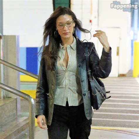 Bella Hadid Hailey Bieber Bellahadid Nude Leaks OnlyFans Photo