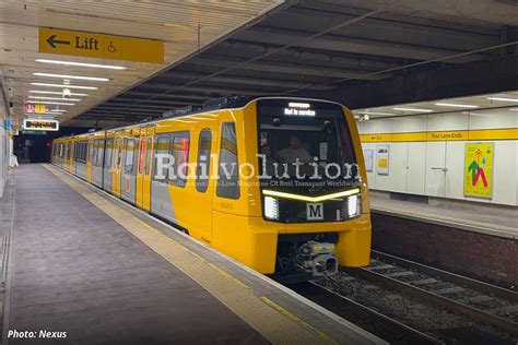 First Class 555 Tested On The Metro Network | Railvolution