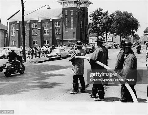 Civil Rights Protests 1960 Photos and Premium High Res Pictures - Getty ...