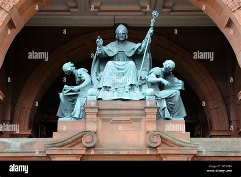 Scottish Sculpture Hi Res Stock Photography And Images Alamy