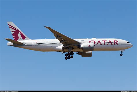 A Bbg Qatar Airways Boeing Dzlr Photo By Alexis Boidron Id