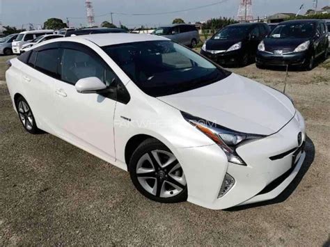 Toyota Prius S Touring Selection 2016 For Sale In Lahore Pakwheels